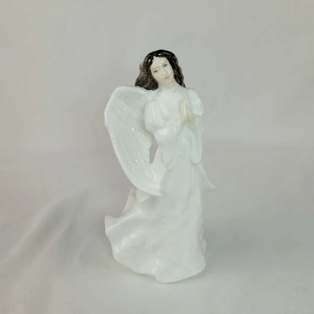 Royal Doulton Christmas Angel Figurine HN 3733 White Bone China 1996 England
